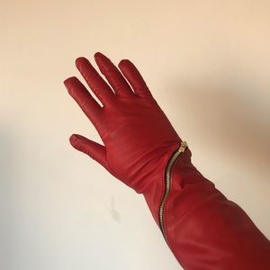 Elbow Red Gloves